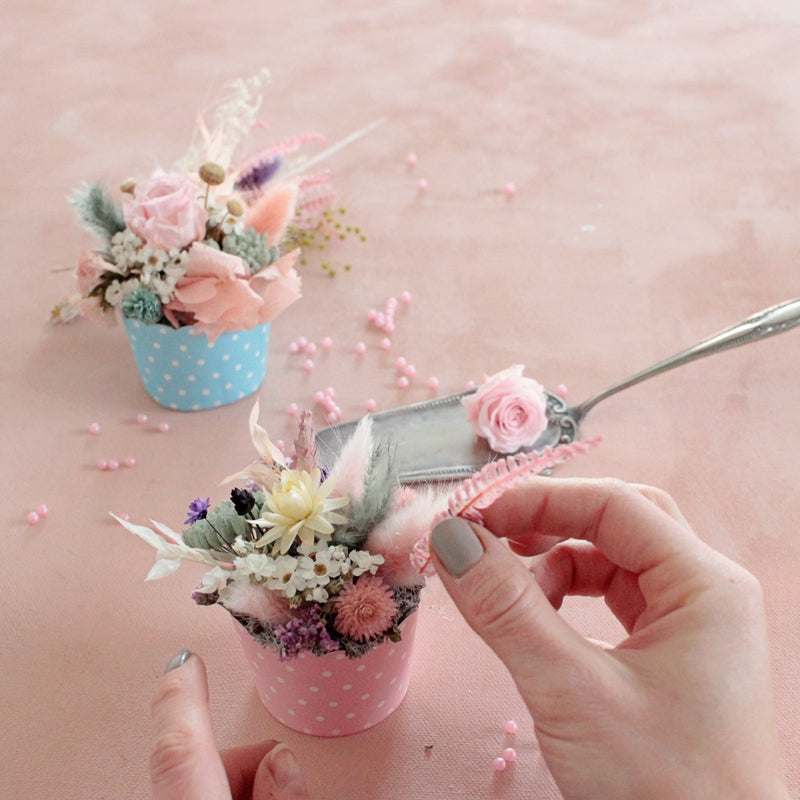 floraler Cupcake `Zuckersüß`